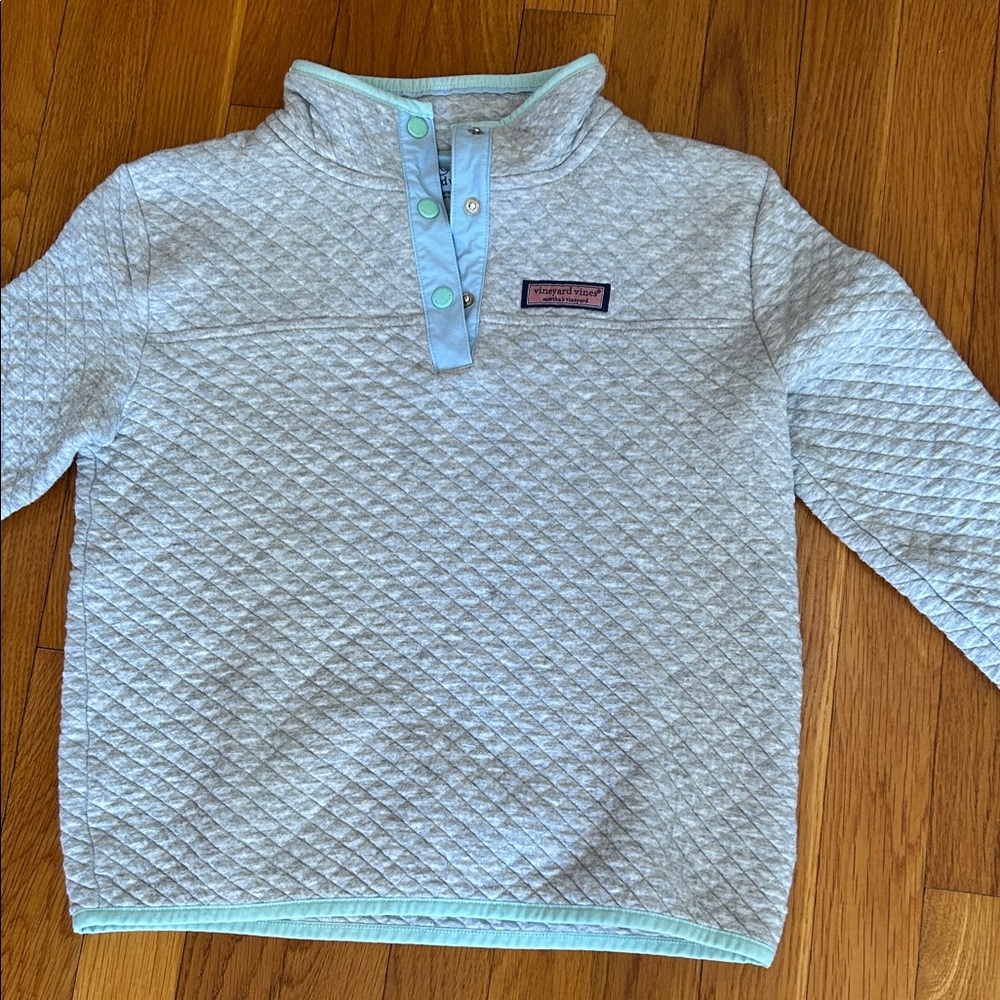 Vineyard Vines Light Gray Quilted Pullover with Mint Trim